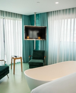 Hotel WC