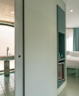 Hotel WC