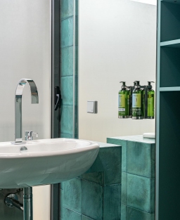 Hotel WC