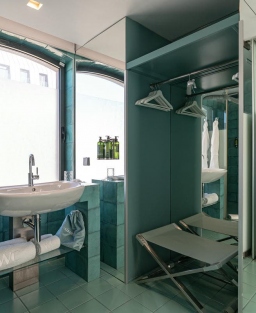 Hotel WC